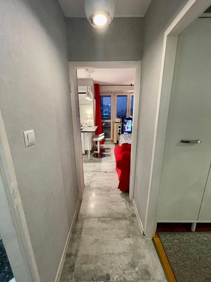 Love Metro Wifi 300Mbs 65'Tv Netflix Hbo Appletv+ Varşova Dış mekan fotoğraf